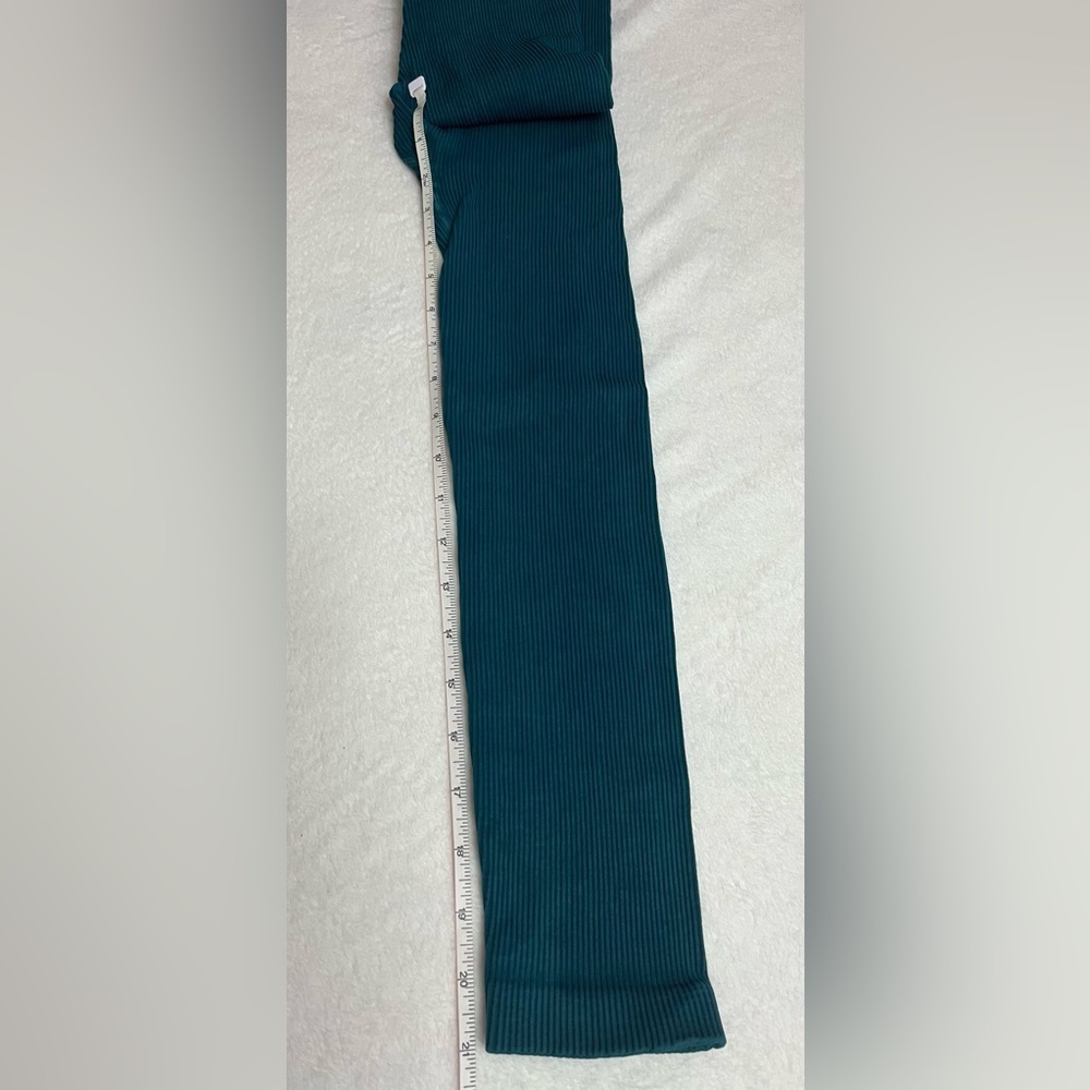 Free People Movement Happiness Runs Henley Green Performance Jumpsuit sz XS/S - Picture 5 of 8